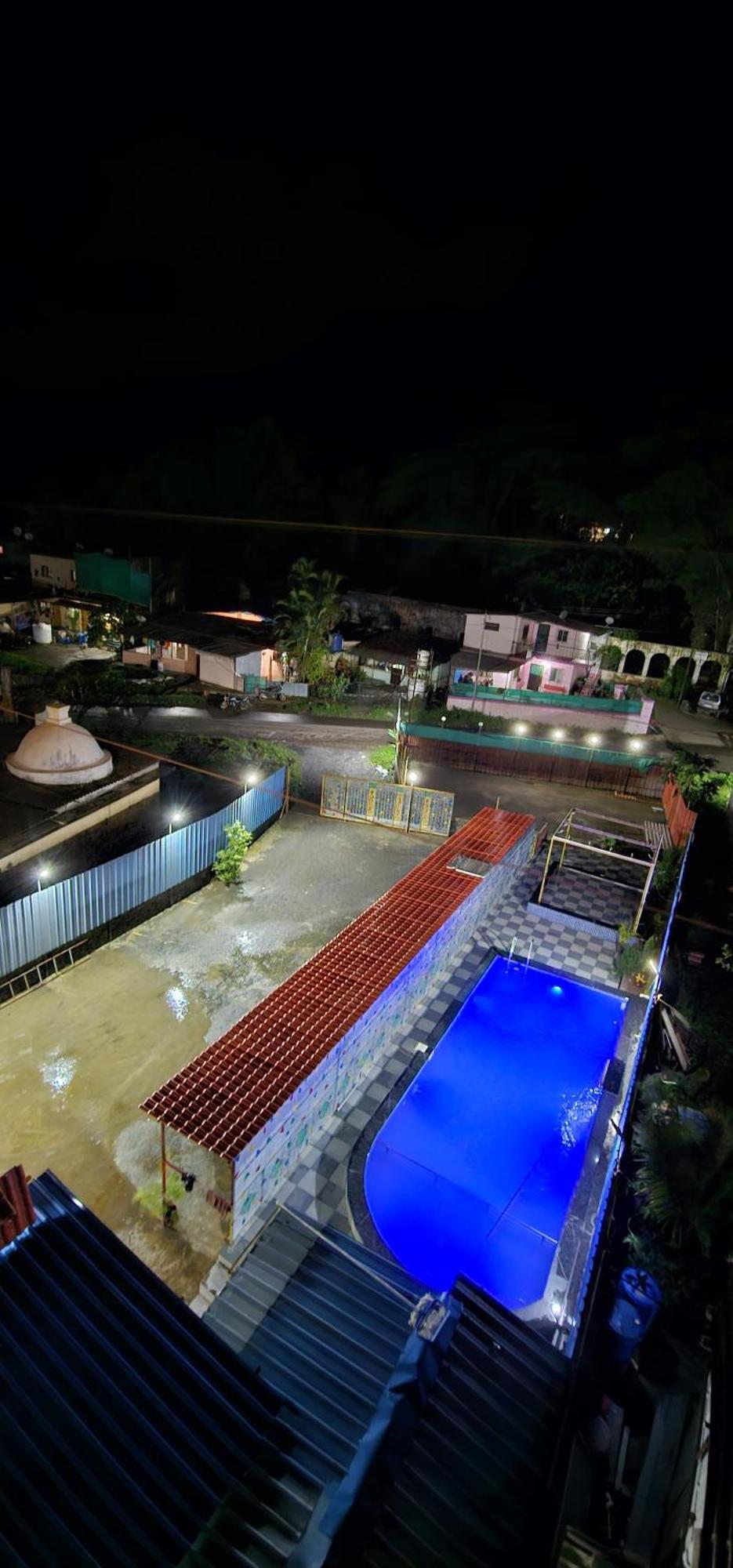 Blue Bell Homestay Lonavala Exterior foto