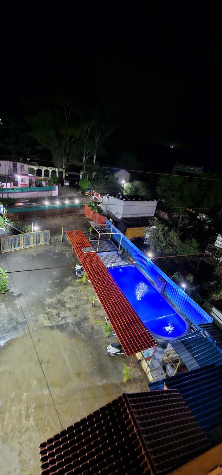 Blue Bell Homestay Lonavala Exterior foto